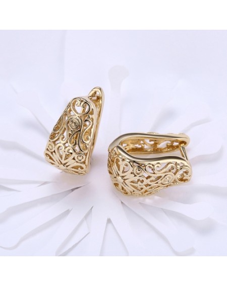 Embossed Romantic Style Earring Earclip